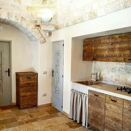 Six-cone Trullo With Near Alberobello